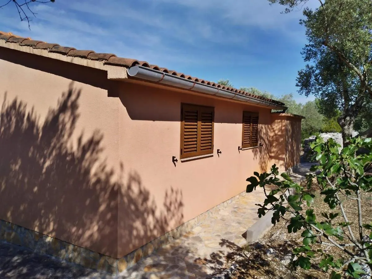 Holiday home Secluded Fisherman'S Cottage Cove Jaz - Telascica, Dugi Otok - 876 Sali